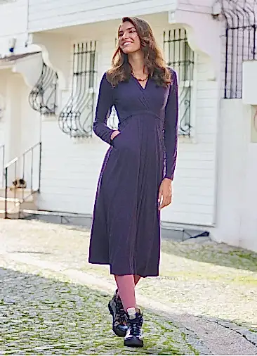 Ön Robalı Bağcıklı V Yaka Kışlık Mürdüm Elbise 6677