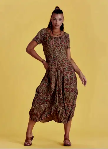 Otantik Havuz Yaka Yarım Kollu Kırmızı Desenli Uzun Elbise 4884