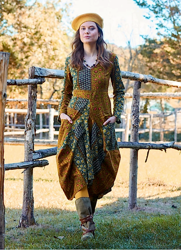 V Yaka Kuşak Detaylı Cepli Yeşil Çiçekli Elbise 7066