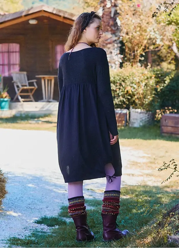 Bisiklet Yaka Cepli Parmak Geçmeli Siyah Kışlık Elbise 7063