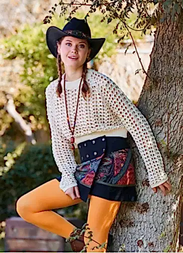 Bisiklet Yaka Delikli Ekru Uzun Kollu Bluz 7078