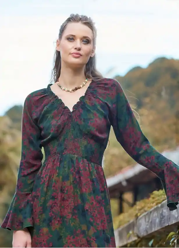 Yakası Lastikli İspanyol Kol Yeşil Kışlık Elbise 7046