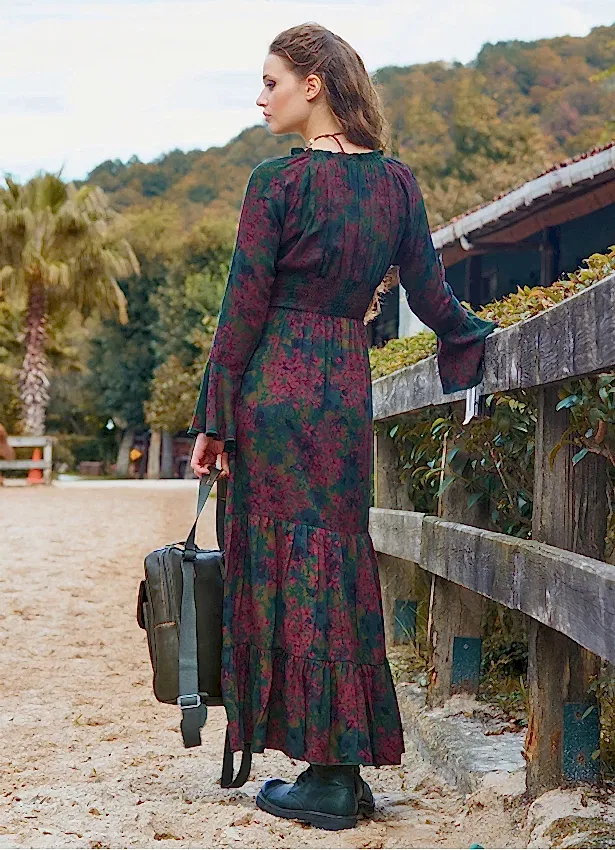 Yakası Lastikli İspanyol Kol Yeşil Kışlık Elbise 7046