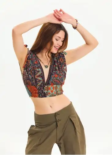 Derin V Yaka Beli Gipeli Kahve Crop Bluz 6934