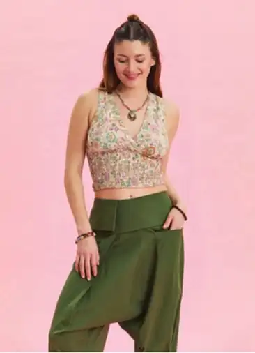 V Yaka Gipe Detaylı Arkadan Bağlamalı Bej Çiçekli Bluz 6840