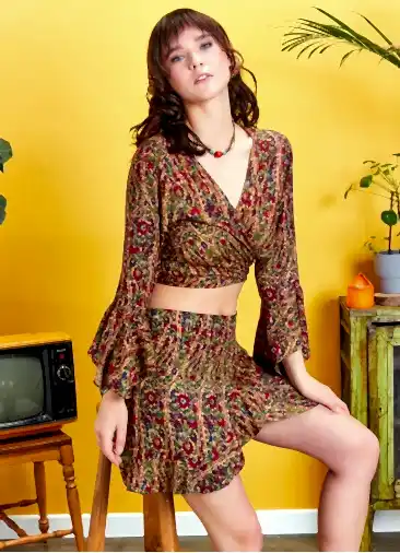 Otantik Desenli İspanyol Kol Crop Bluz 5198