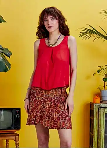 Ön Pilikaşe Detay Degaje Kırmızı Sırt Dekolteli Bluz 5149