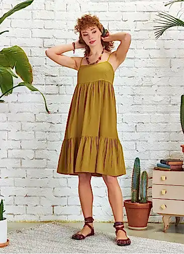 İp Askılı Katlı Yeşil Kare Yaka Elbise 5177