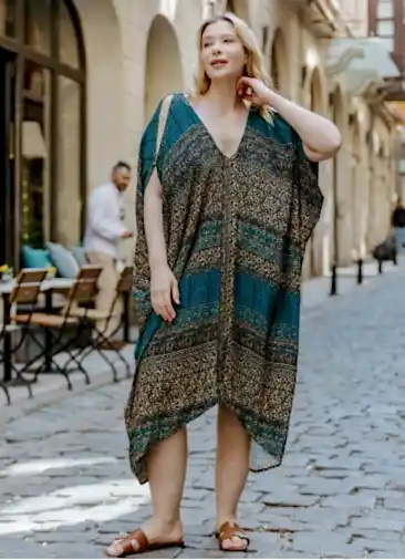 Otantik Desenli Kayık Yaka Büyük Beden Elbise 6536