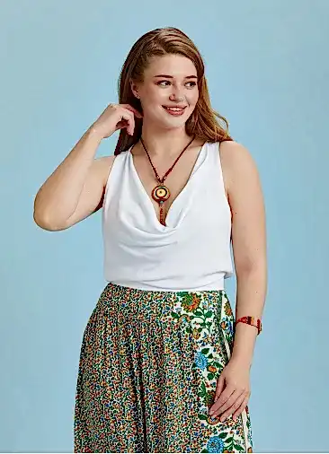 Lastikli Kolsuz Degaje Yaka Beyaz Şık Büyük Beden Bluz 6528