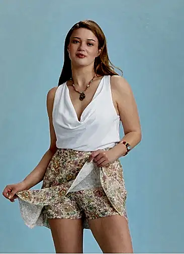 Bej Çiçekli Volanlı Büyük Beden Şort Etek 6430