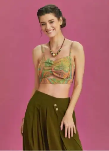 İnce Askılı Cut Out Detay Koton Desenli Bralet 6526